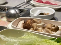 -海底捞火锅(新松江路店)