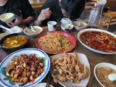 -肖四女乐山跷脚牛肉(南汇大学城生活广场店)