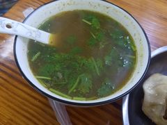 -黄阿姨锅贴大王(万航渡路店)