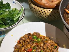 -钵家大院·地道湖北菜(江夏·大花岭店)