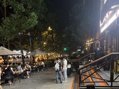 -麦凯伦烧烤·精酿超级工厂店(金桥总店)
