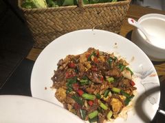 -爱碗亭·鲜炒湖南菜(壹城中心店)
