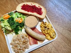 英式牛角包配芝士肠全餐-GOTLOT COFFEE&KITCHEN角落厨房NOOK店