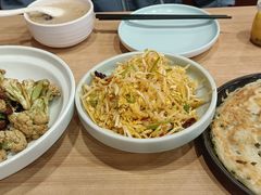 -宏状元现熬粥·京味菜(黄寺大街店)