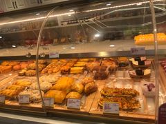 餐具摆设-福晶园益生菌蛋糕面包(璞丽中心店)