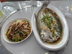 -丹水桥地锅鱼·翘嘴鲌·地方特色全鱼宴(丹江口大坝店)