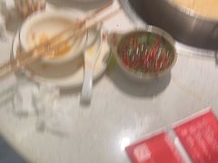 -三人行骨头王火锅(长寿店)