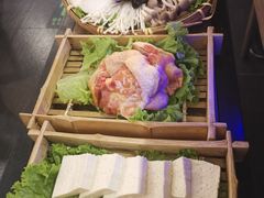 -尚尚仙·酸汤猪手·猪肚鸡火锅(华联万柳购物中心店)