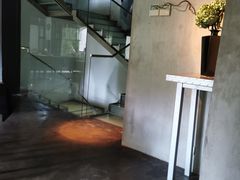 -穹六人间 people 6(岳阳路店)