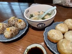 -鑫震源·苏式大虾生煎(山塘街店)