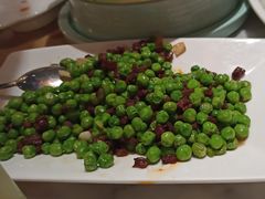 -渝信川菜 · 川味家常菜(财富购物中心店)