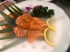 生吃三文鱼-梦山水日本烧肉(五四广场店)