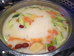 -佰人王串串香火锅(洋珠巷店)
