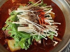 -喇喇排骨火锅·传统韩式脊骨汤(望京西园总店)