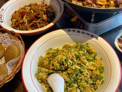 -富正毅三下锅·湘西韵味(天门山索道店)