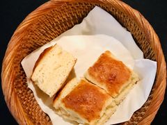 餐前面包-Efes Turkish & Mediterranean Cuisine 艾菲斯餐厅(陆家嘴店)