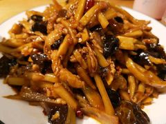 -鑫小城故事·砂锅·排骨藕汤(兴业路店)