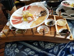 -桥香园过桥米线(国贸店)