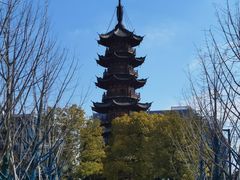 -龙华寺