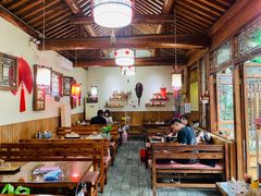 大堂-丽江庭院·云南野生菌·海鲜火锅(鼓楼四合院店)