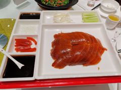 北京烤鸭-千滋百味·醉江澜花园餐厅(街道口店)