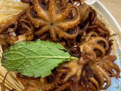 品海小巴蛸-品海楼·大连海胆锅贴馆(东港店)
