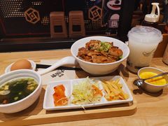 -熊吞·大碗丼烧肉饭(西市场嘉华店)