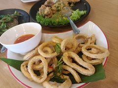 -大树下海鲜饭店