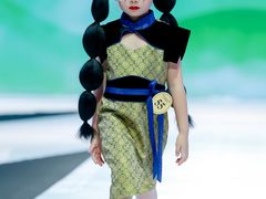 -翎秀服装模特