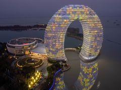 -湖州太湖旅游度假区-月亮广场