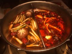 -湊湊火锅·茶憩(新中关购物中心店)