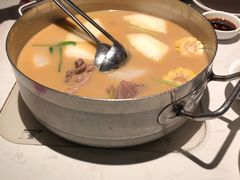 -肥仔文澳门猪骨煲(南京西路店)