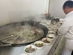 -铁军鲜羊肉汤