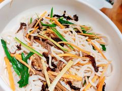 -云海肴·汽锅鸡·云南代表菜(天山百盛优客店)