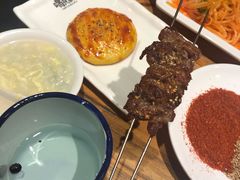 -喝丢一只鞋海鲜烧烤·海肠捞饭(文体街店)