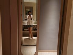 -上海滴水湖皇冠假日酒店