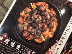 -芳村榕树头叹佬鸡煲(体育西店)
