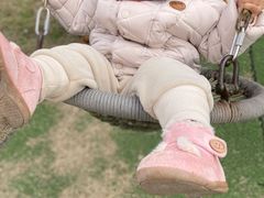 -田园东方蜜桃村的田野营地