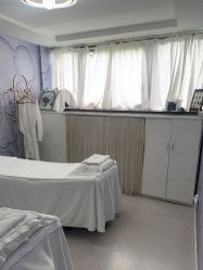 -斐尔国际皮肤管理中心