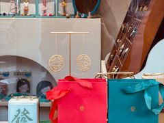 -LADY FAFA(巨鹿路陕西南路路口店)