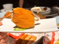 双色天鹅酥-万丽轩·粤菜(王府井金茂万丽酒店)