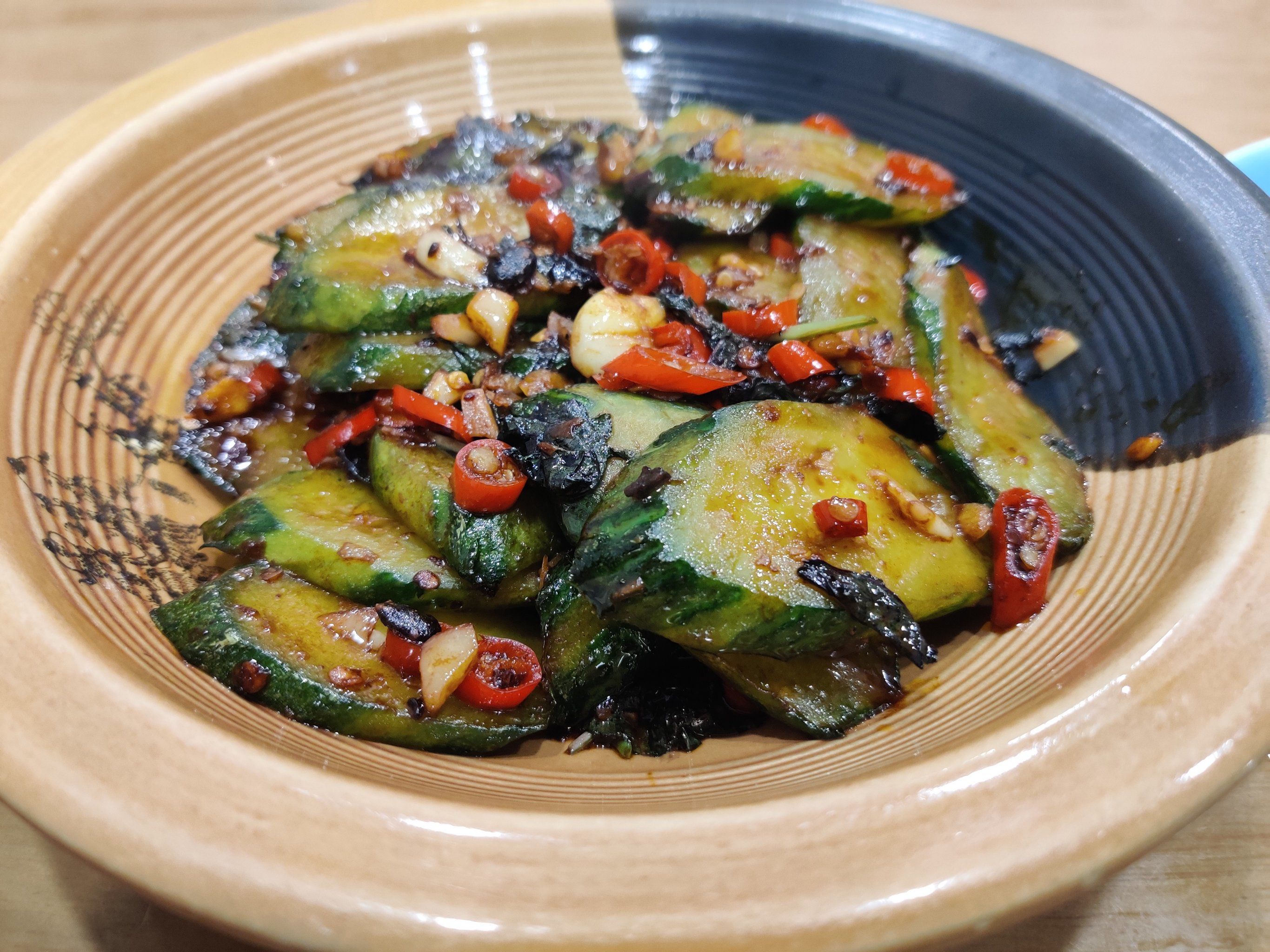 绝配的紫苏煎黄瓜