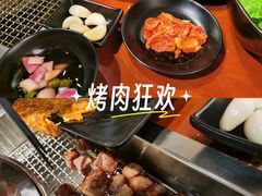-肉甲韩国木炭烤肉(新壹街1店)