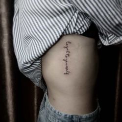 -明星刺青·洗纹身