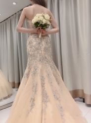 点击看大图 -GRACE KELLY婚纱与礼服(北京店)