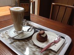 至醇朱古力慕斯+香草拿铁中杯-COSTA COFFEE(岭南天地店)