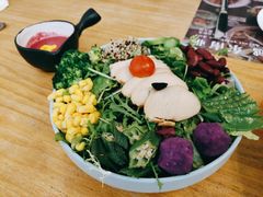 烤鸡排有机紫薯沙拉-麦甜创意轻食餐厅(西康路店)