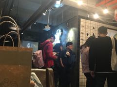大堂-喜茶(东莞雍华庭店)