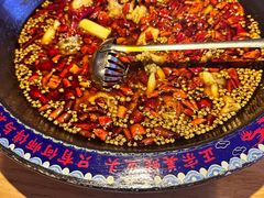 -何师傅美蛙鱼头(汉街店)