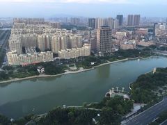 -荣誉国际酒店-云顶旋转餐厅